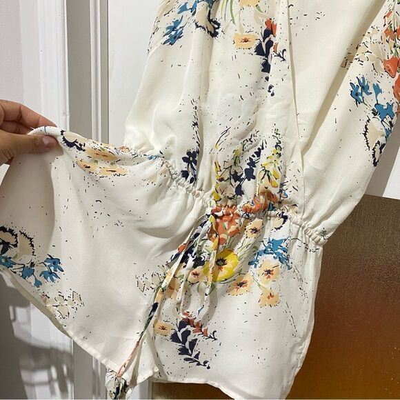 NWOT Joie 100% Silk Jerrica Romper in Porcelain - Picture 6 of 6